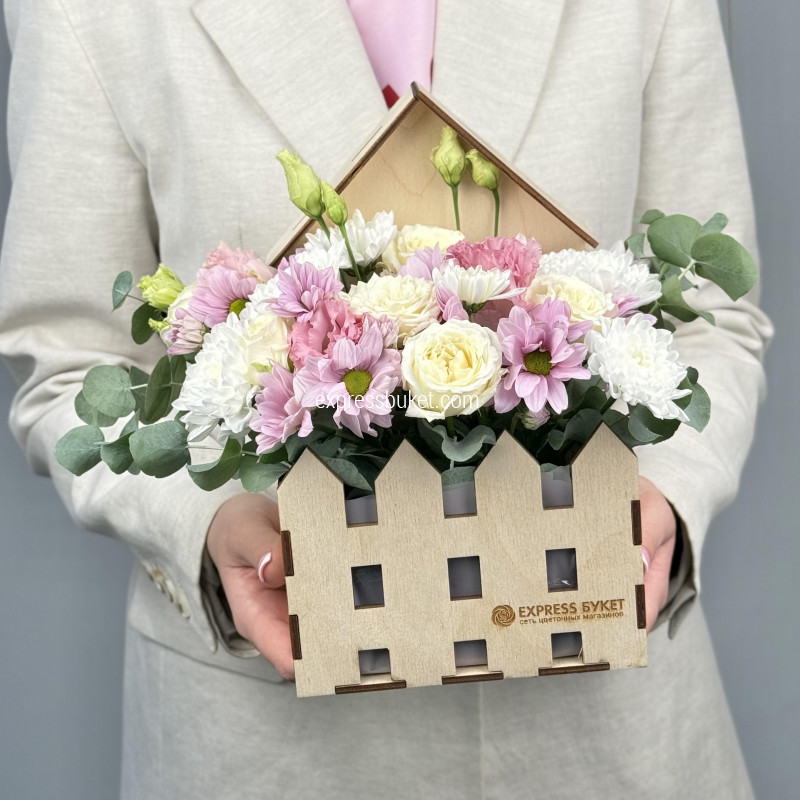 Цветы в коробке 915
