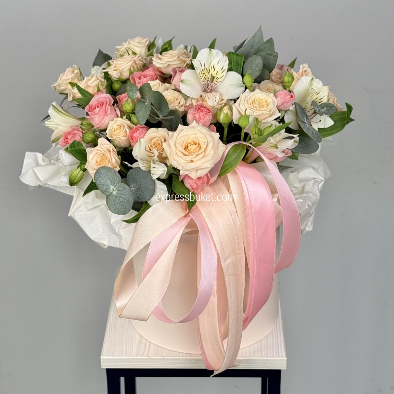 Цветы в коробке 1057