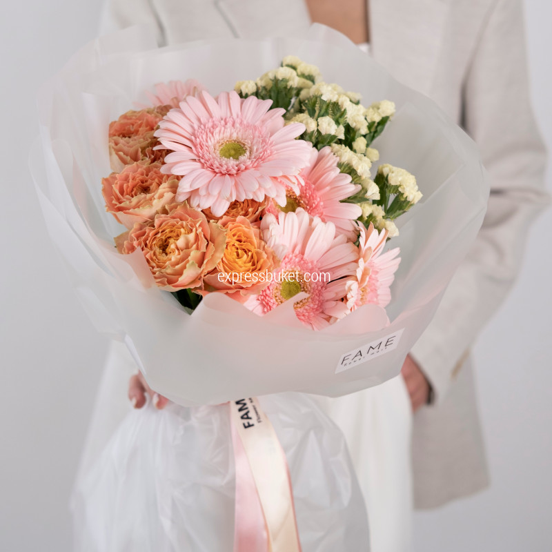 Сборный букет с герберами