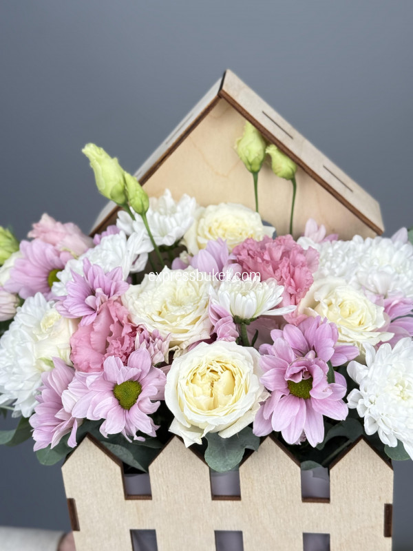 Цветы в коробке 915